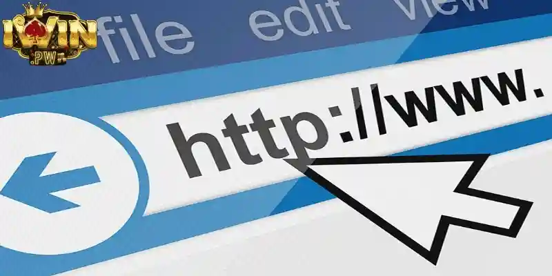 Vào website chính thức để đăng nhập